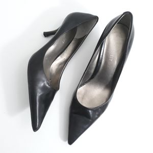 Nine West Black Leather Point Toe High Heels